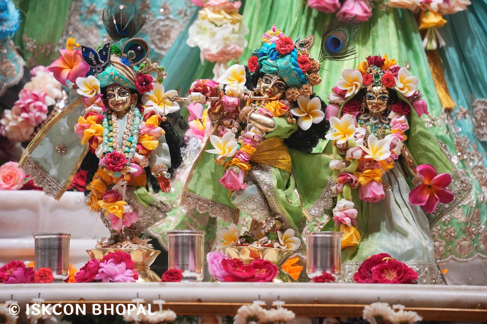 WhatsApp Image 2025-10-25 at 4.19.51 PM (1)