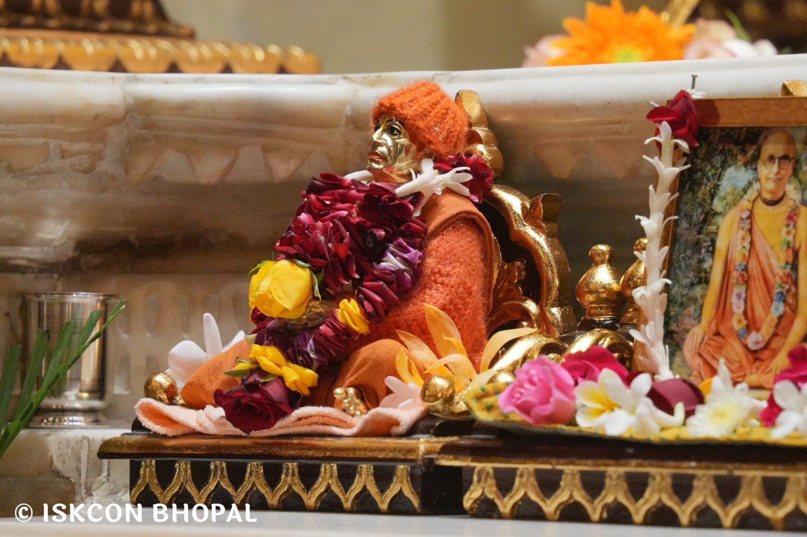 10-12-2025 Shringar (8)