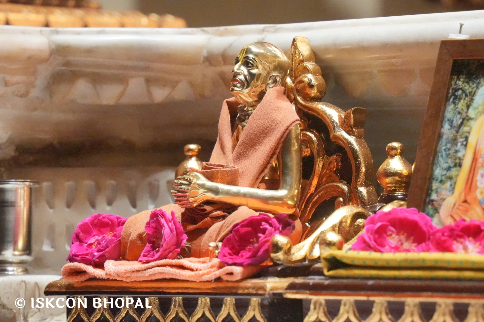 WhatsApp Image 2026-04-12 at 08.34.43