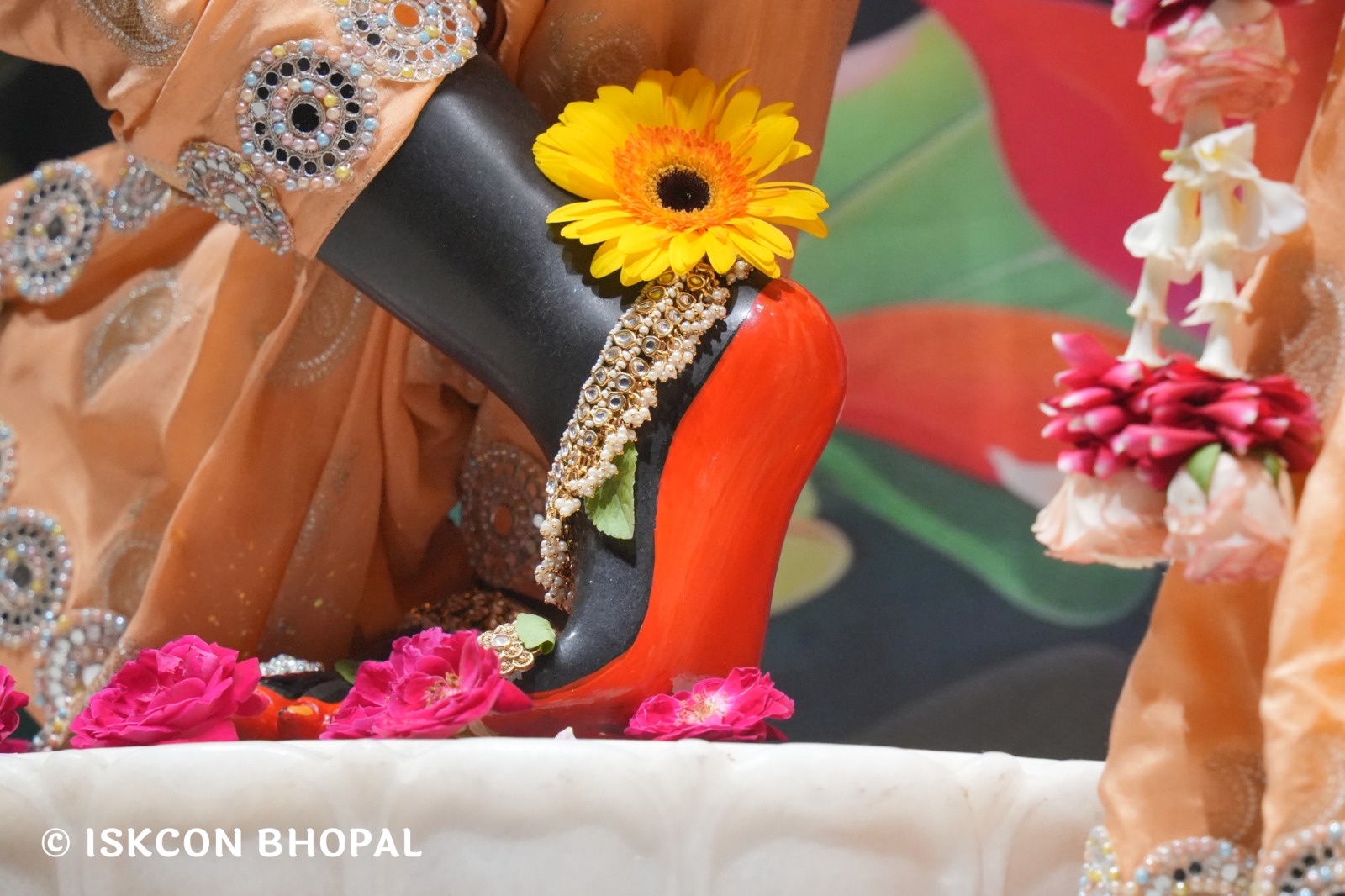 WhatsApp Image 2026-04-12 at 08.34.44