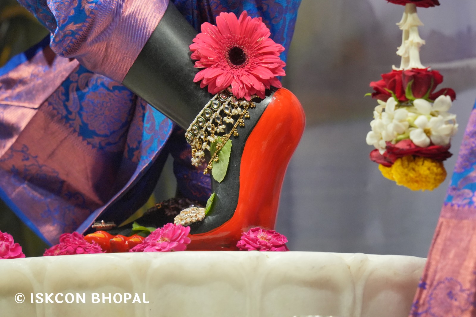 WhatsApp Image 2026-04-15 at 08.00.38