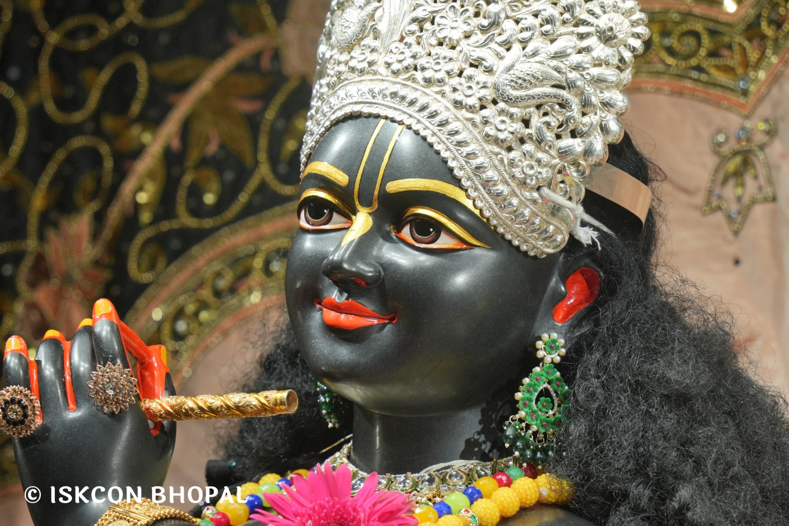 WhatsApp Image 2026-04-18 at 07.49.22